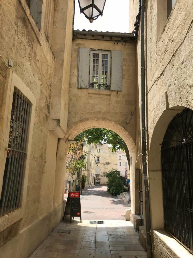 Superbe ! Appart T2 - Centre Historique & Tram - Situation Ideale Apartment Montpellier Bagian luar foto