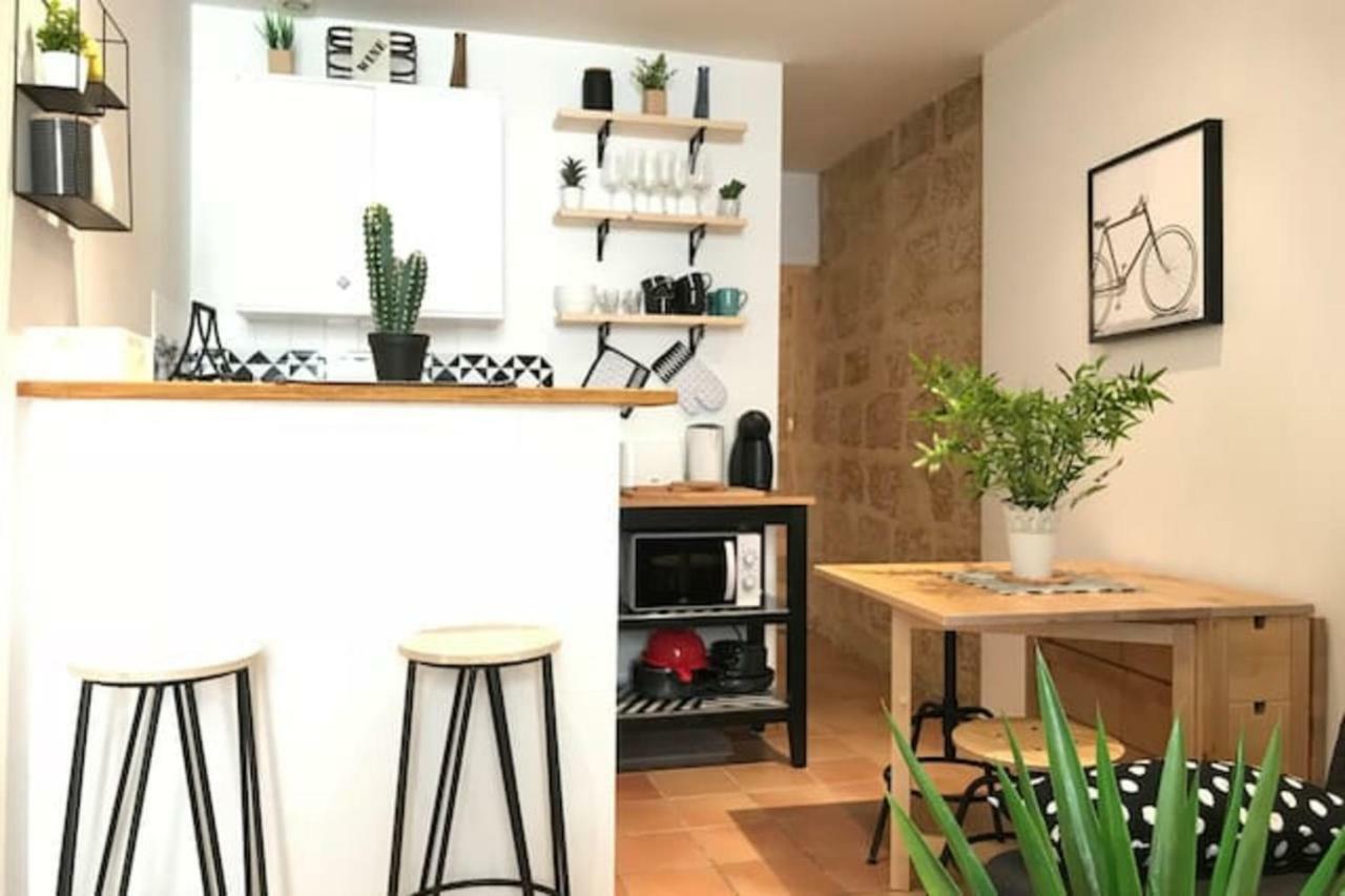 Superbe ! Appart T2 - Centre Historique & Tram - Situation Ideale Apartment Montpellier Bagian luar foto