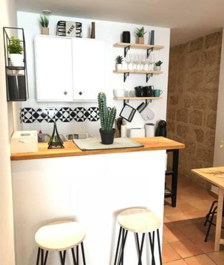 Superbe ! Appart T2 - Centre Historique & Tram - Situation Ideale Apartment Montpellier Bagian luar foto